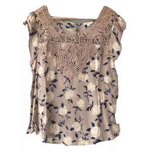 lace front dusty rose floral cap sleeve blouse